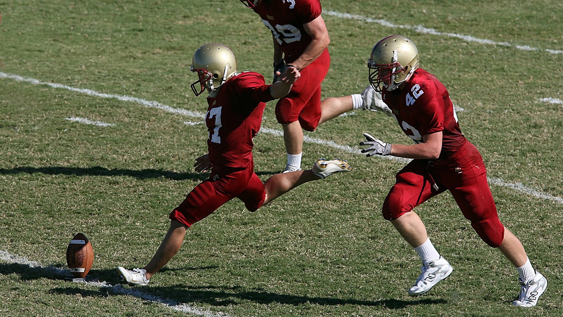 德甲球队基于运动数据优化防守阵型调整效果,德甲球队阵容